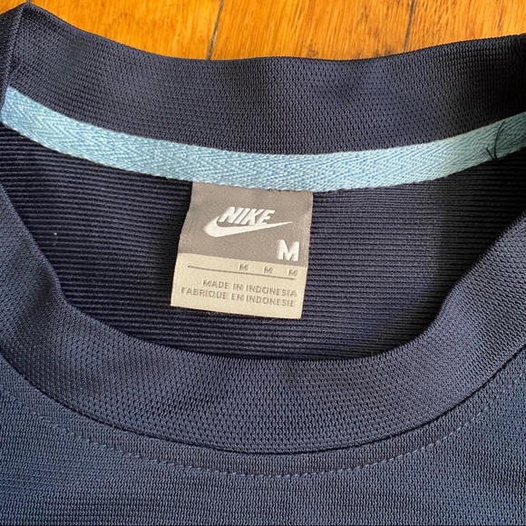 Nike workout tee - Picture 2 of 4